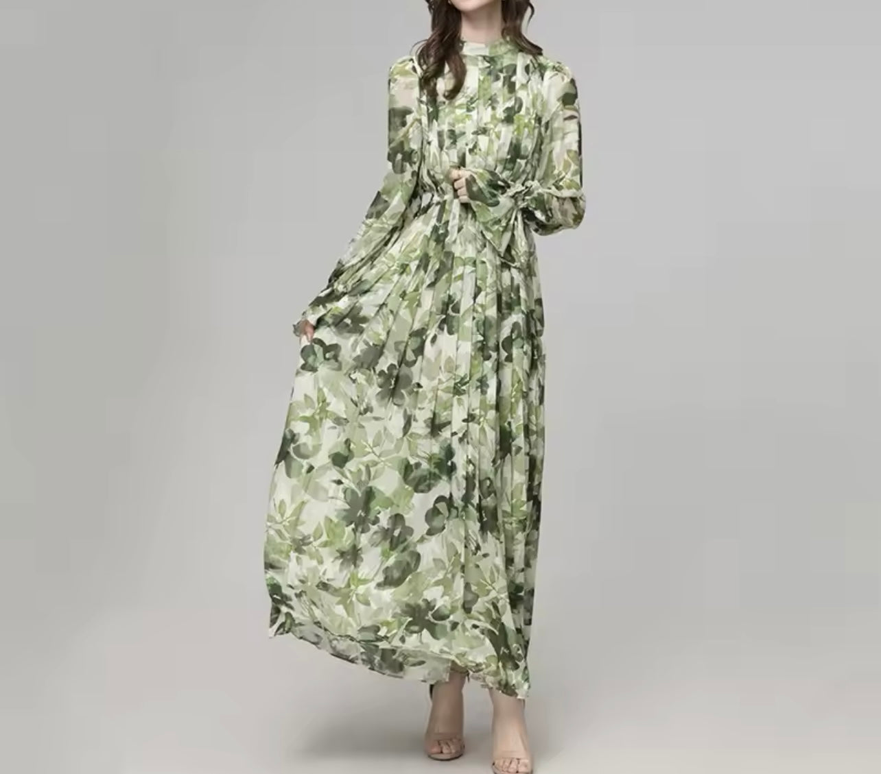 ROBE NIA