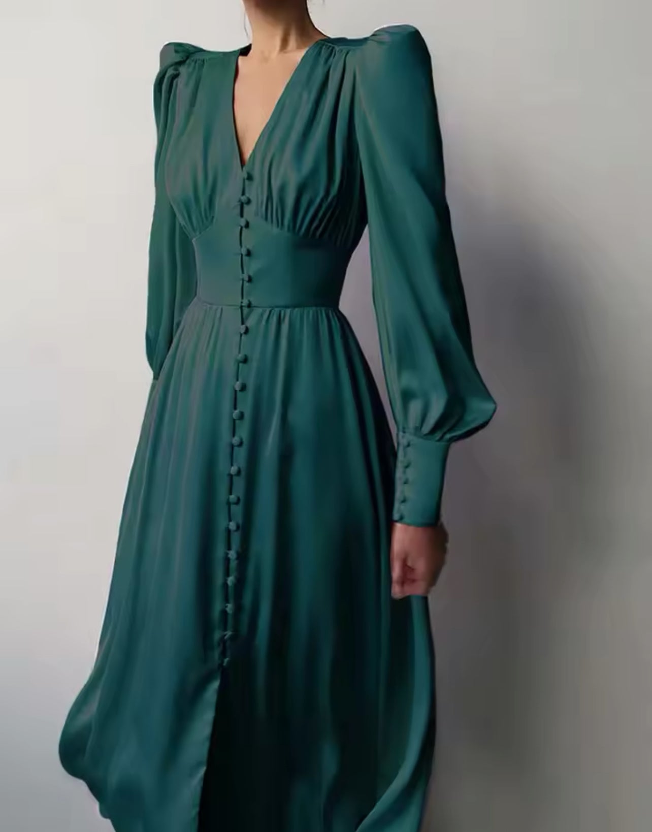 ROBE EN SATIN