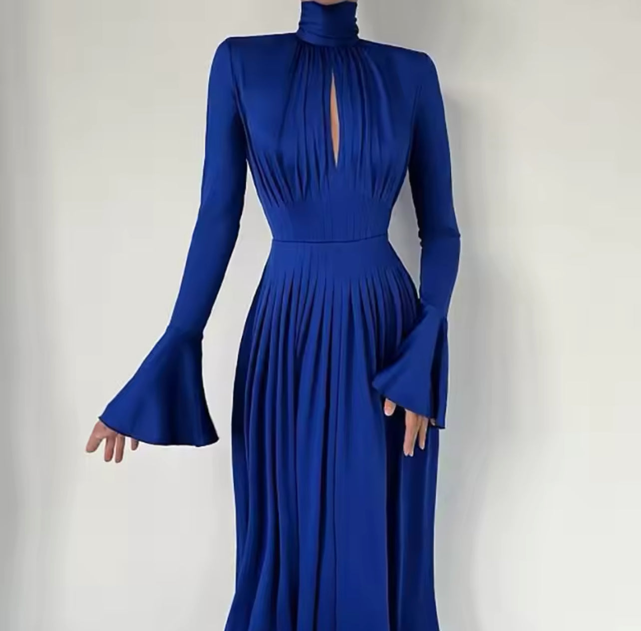ROBE LONGUE PLISSÉ
