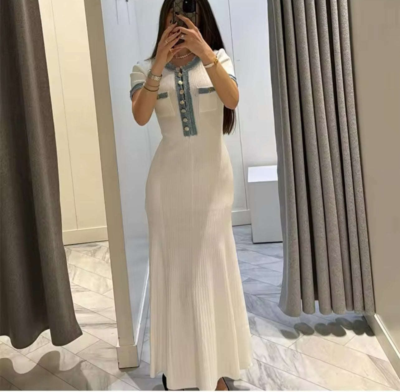 ROBE HALIFA