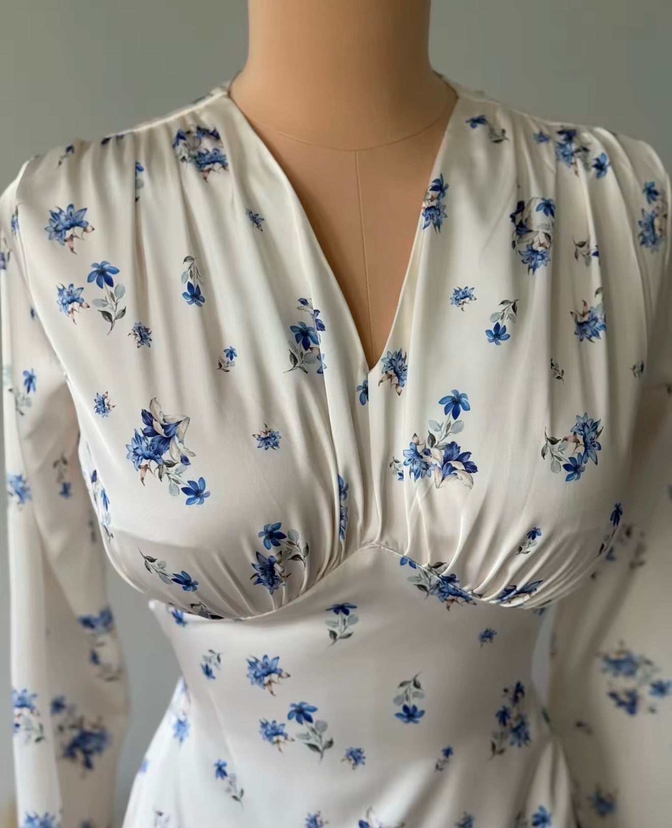Robe Milana