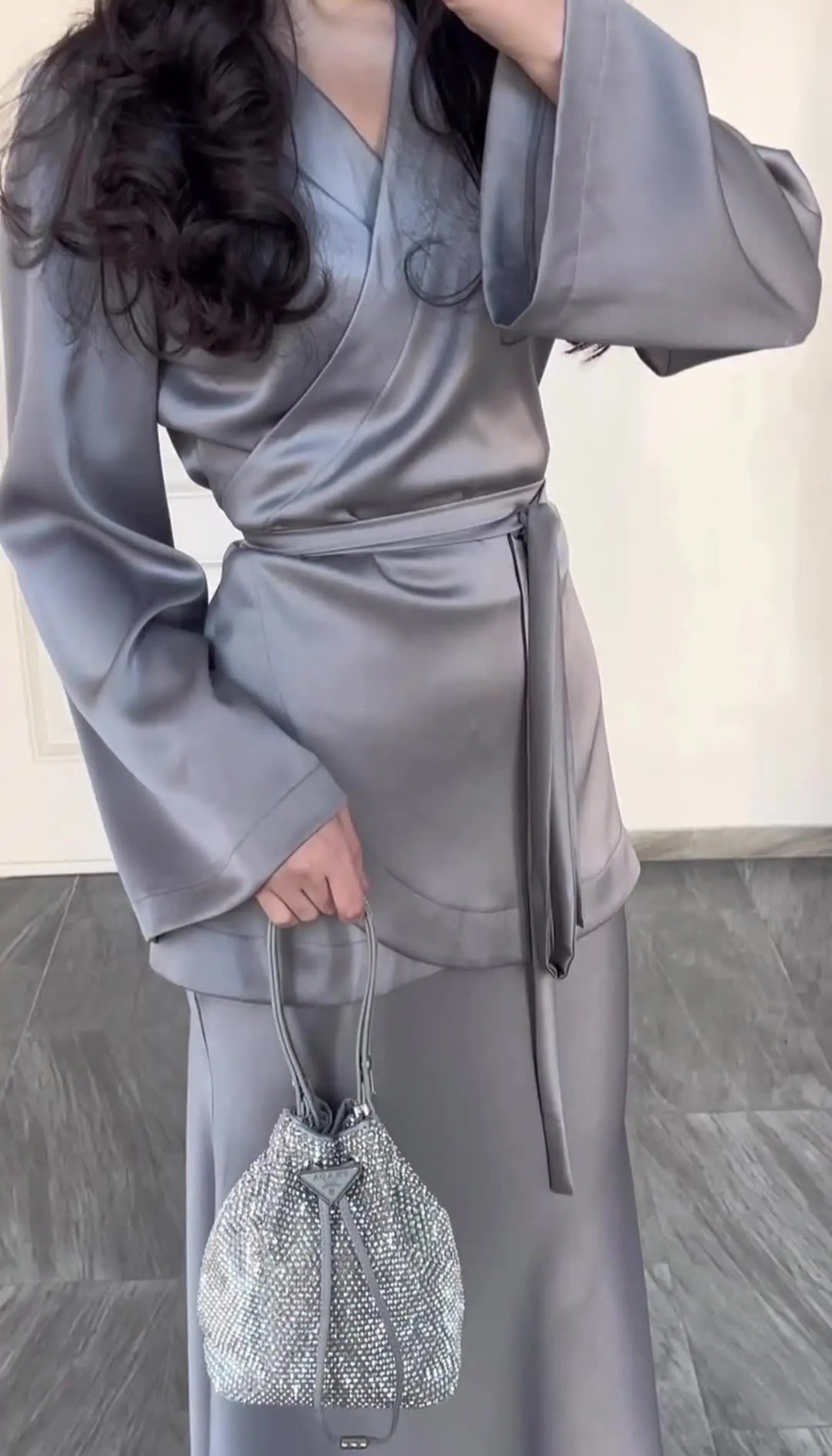 ROBE EN SATIN